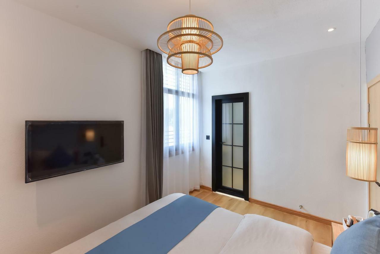 Yifangyan - Tingyuan Qingshe Hostel เฟิ่งหวง ภายนอก รูปภาพ
