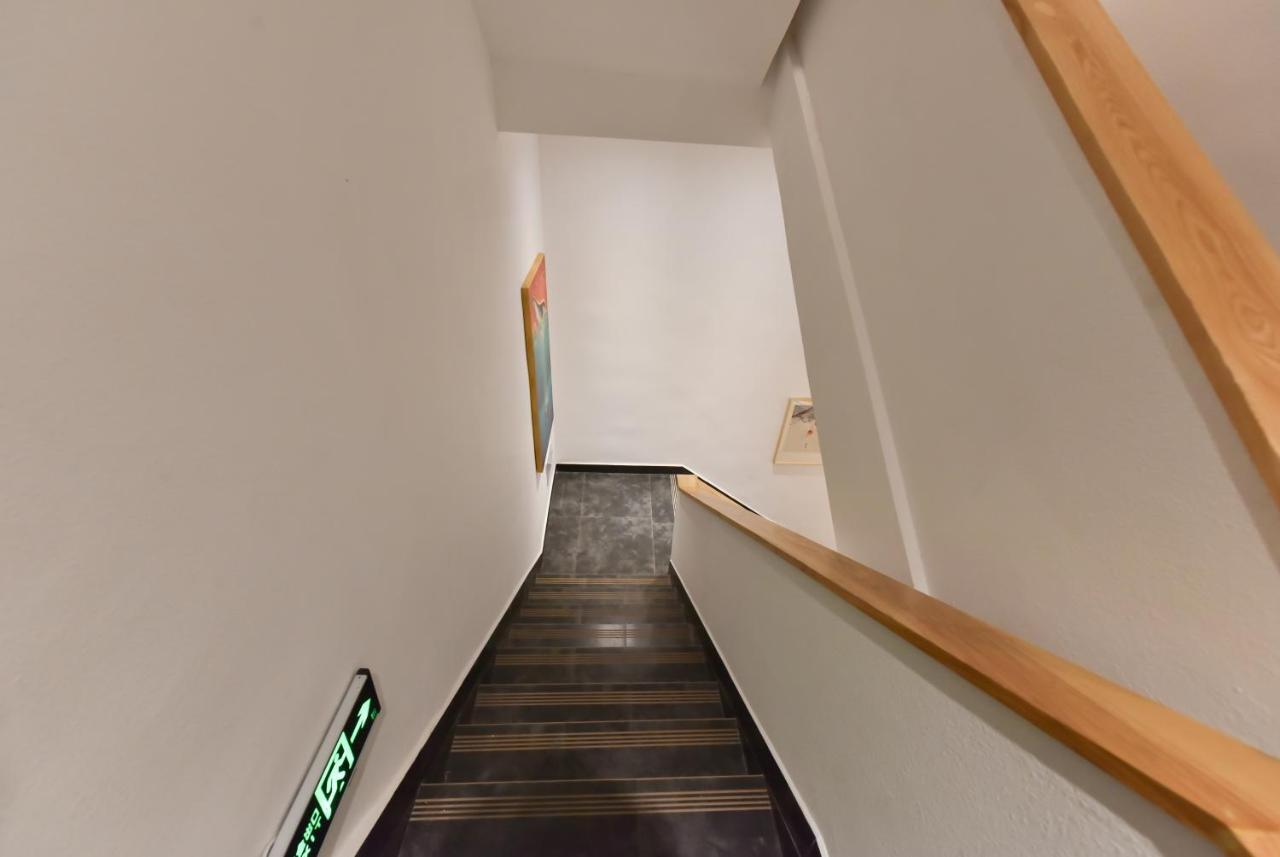 Yifangyan - Tingyuan Qingshe Hostel เฟิ่งหวง ภายนอก รูปภาพ